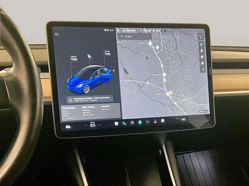 Used 2018 Tesla Model 3 Performance image 6
