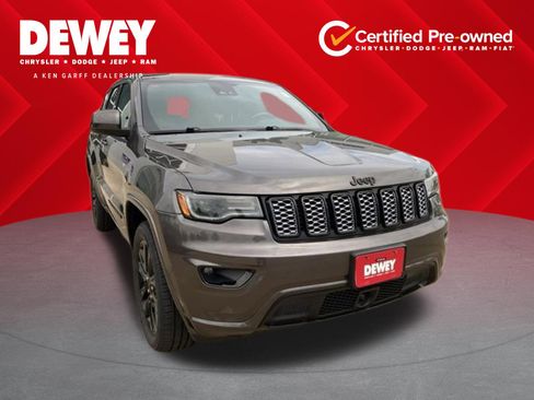 Certified 2021 Jeep Grand Cherokee Laredo X AWD/4WD image 1