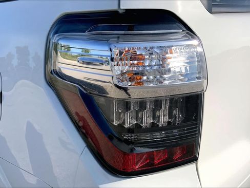 Used 2023 Toyota 4Runner SR5 Premium w/ Moonroof Package RWD image 28