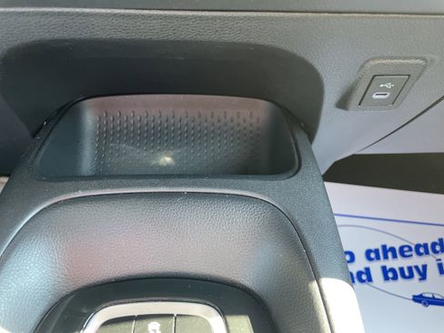 Used 2025 Toyota Corolla LE image 15