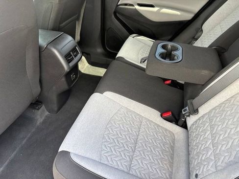 Used 2023 Chevrolet Equinox LS w/ LS Convenience Package AWD/4WD image 26