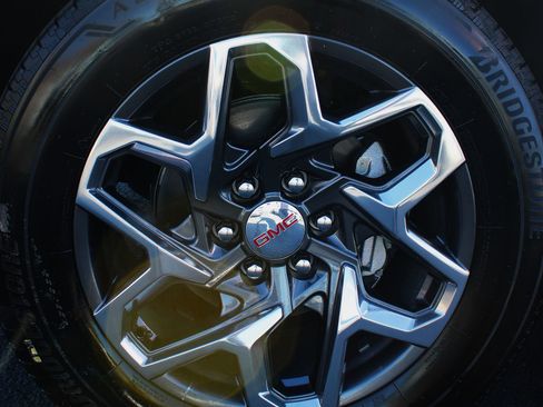 New 2026 GMC Sierra 1500 SLT w/ SLT Premium Package image 11