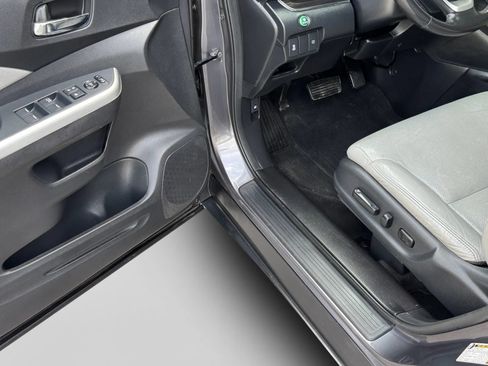 Used 2016 Honda CR-V EX-L image 11