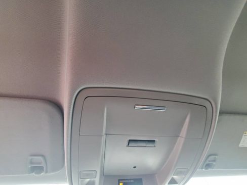 Used 2015 RAM 2500 Tradesman w/ Chrome Appearance Group image 23