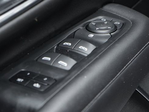 Used 2021 Chevrolet Tahoe LT AWD/4WD image 18