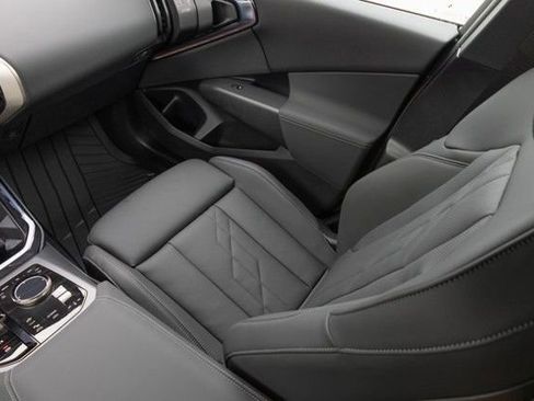 New 2025 BMW X3 xDrive30i w/ Premium Package image 27