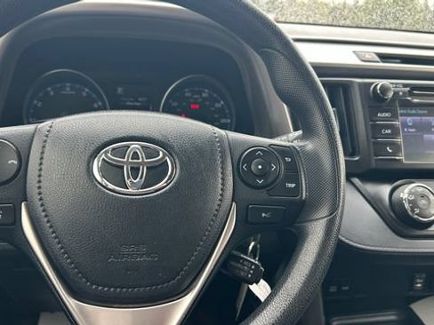 Used 2018 Toyota RAV4 LE w/ All Weather Liner Package AWD/4WD image 19