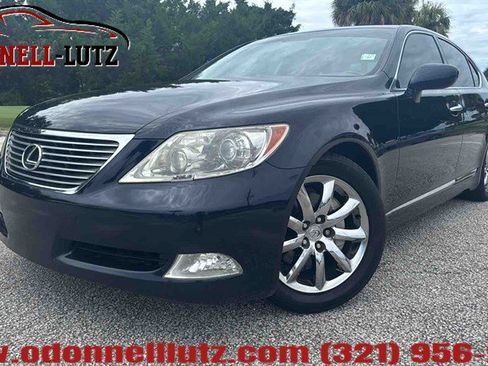 Used 2009 Lexus LS 460 Luxury RWD image 1