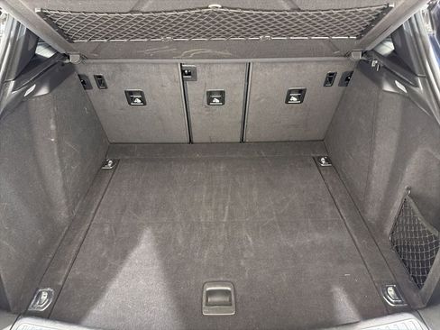 Used 2018 Porsche Macan image 22