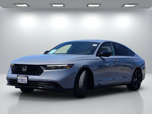 Used 2024 Honda Accord Sport image 8