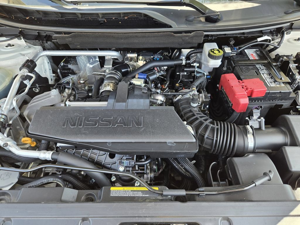 Used 2024 Nissan Rogue S FWD image 24