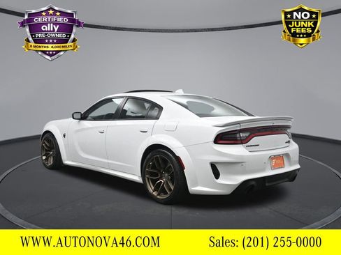 Used 2023 Dodge Charger SRT Hellcat w/ Harman/Kardon Audio Group image 4