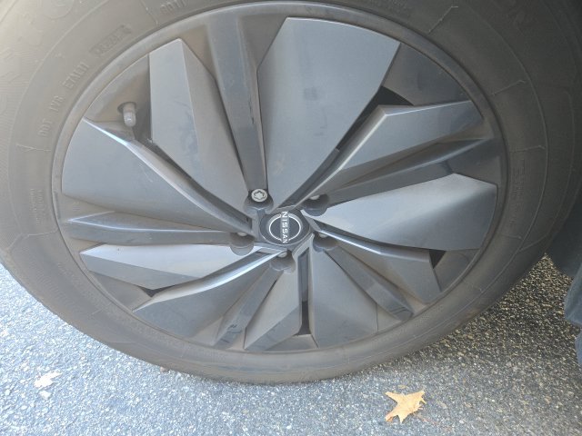 Used 2023 Nissan Ariya FWD image 9