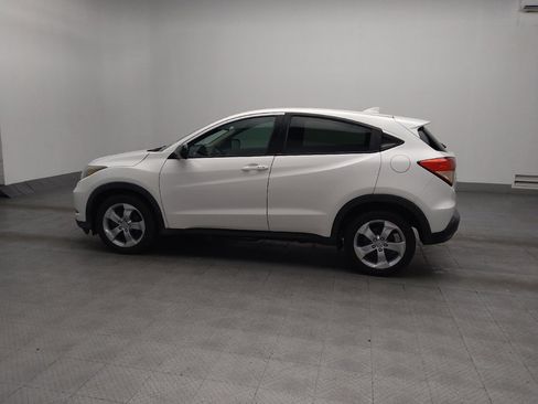 Used 2016 Honda HR-V LX image 3