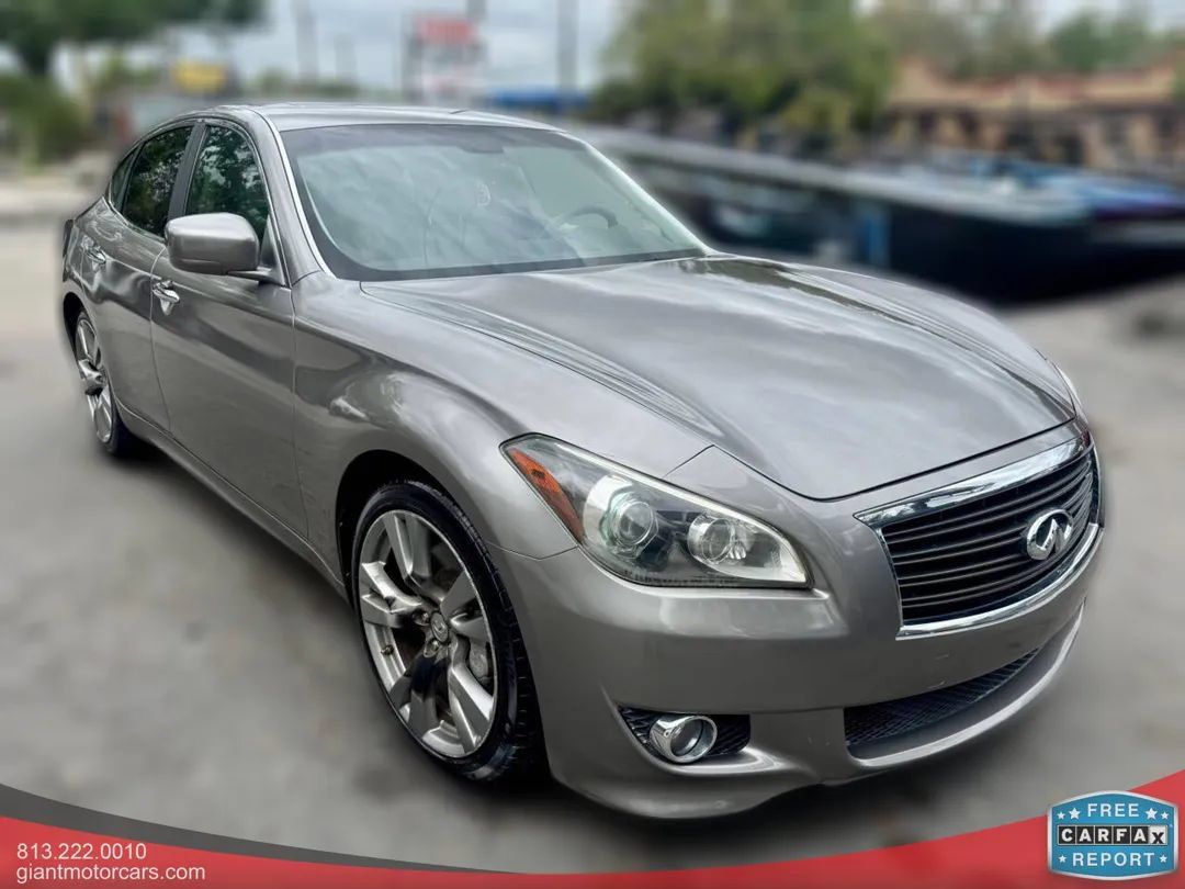 Used 2012 INFINITI M56 w/ Sport Pkg RWD image 3