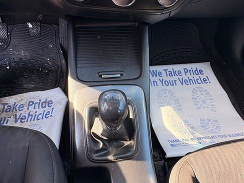 Used 2016 Kia Forte LX image 16