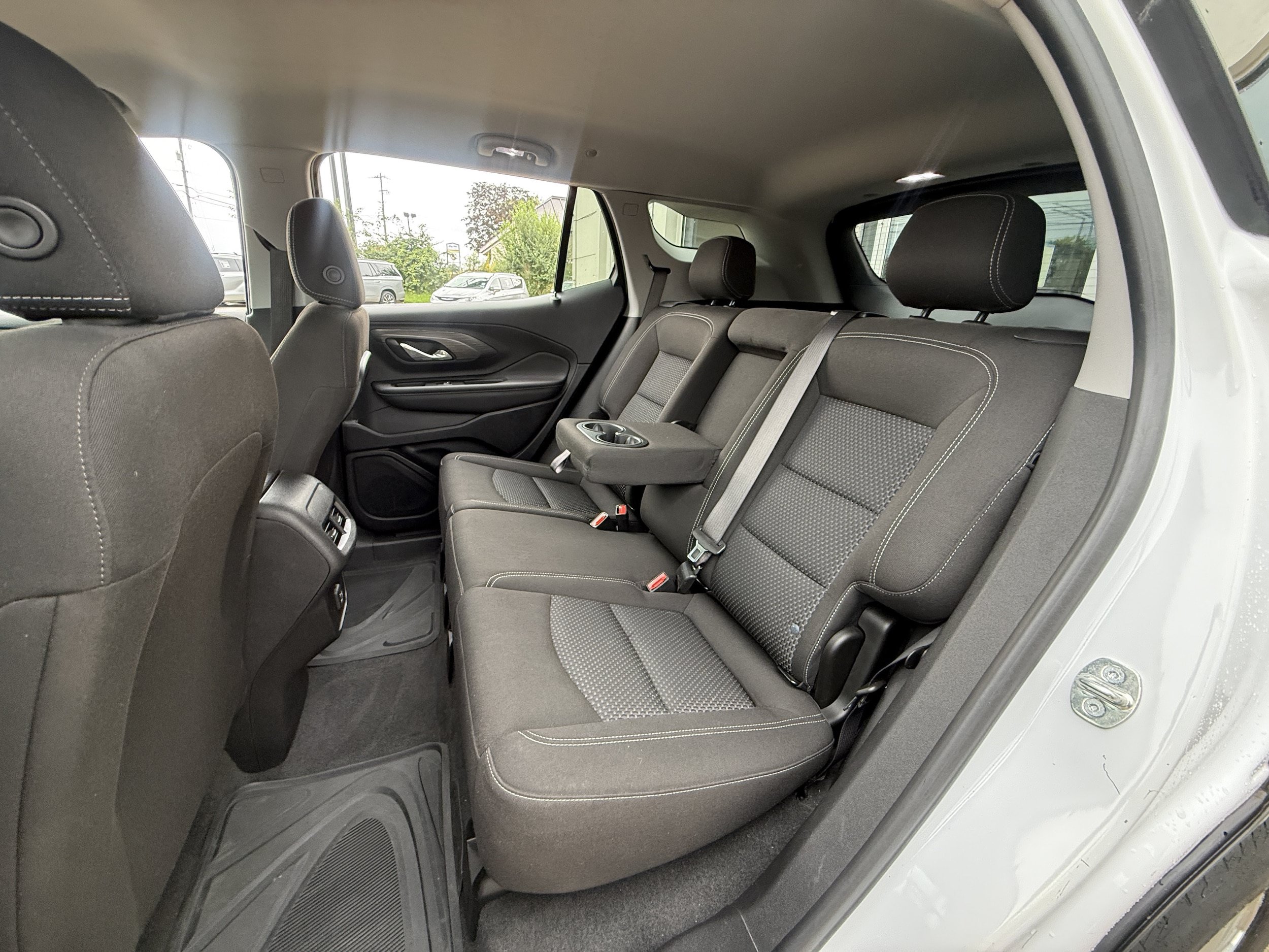 Used 2023 GMC Terrain SLE w/ Driver Convenience Package AWD/4WD image 27
