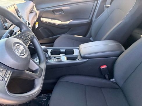 Used 2025 Nissan Sentra S FWD image 16