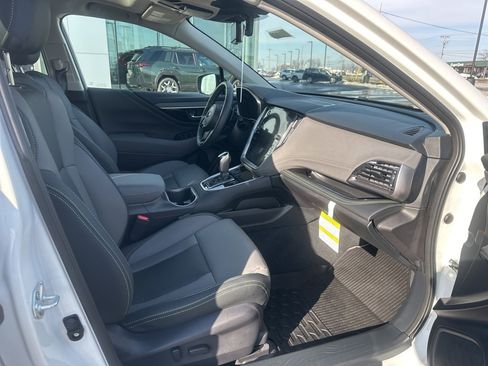 Certified 2025 Subaru Outback Onyx Edition XT image 7