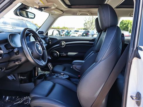 Used 2024 MINI Cooper SE FWD image 27