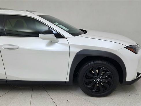 Used 2024 Lexus UX 250h FWD image 7