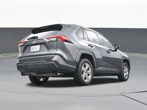 Used 2022 Toyota RAV4 XLE AWD/4WD image 47