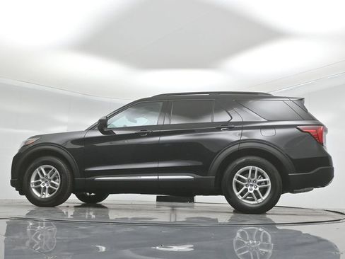 New 2025 Ford Explorer Active w/ Active Comfort Package image 37