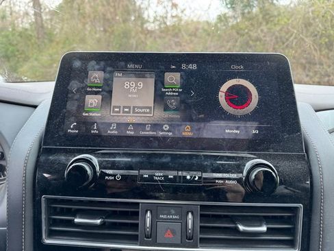 Used 2022 Nissan Armada Platinum w/ Captain's Chairs Package image 23