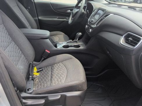 Used 2020 Chevrolet Equinox LT FWD image 28