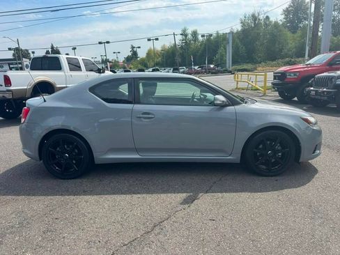 Used 2011 Scion tC FWD image 4