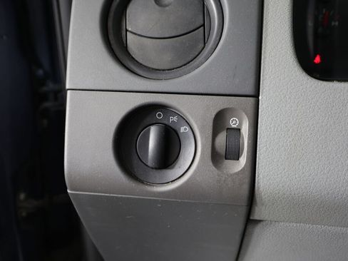 Used 2005 Ford F150 XL RWD image 20