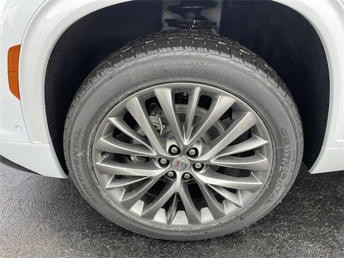 New 2026 Buick Enclave Avenir w/ Super Cruise Package image 10