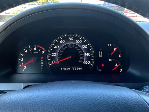 Used 2024 Volkswagen Atlas Cross Sport SEL R-Line AWD/4WD image 22