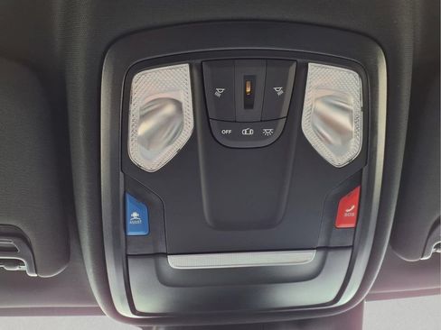 New 2026 RAM 3500 Big Horn AWD/4WD image 32