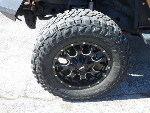 Used 2011 Jeep Wrangler Unlimited 70th Anniversary w/ Dual Top Group image 5