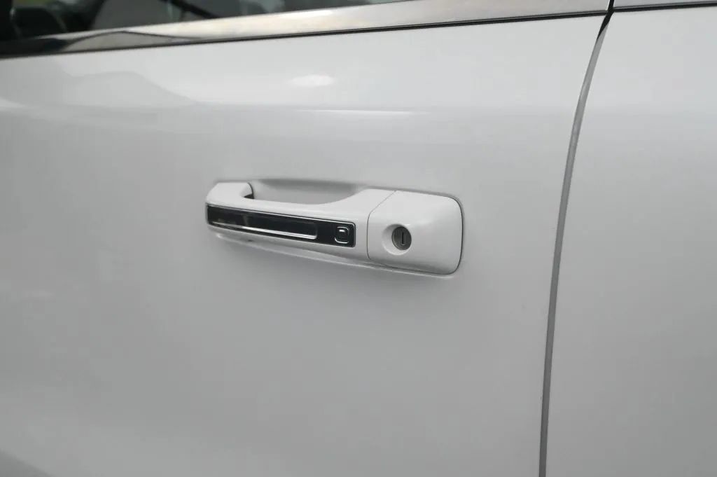 Used 2019 RAM 1500 Limited AWD/4WD image 17
