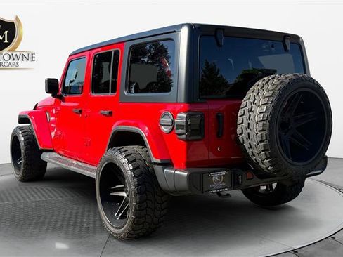 Used 2020 Jeep Wrangler Unlimited Sahara AWD/4WD image 3