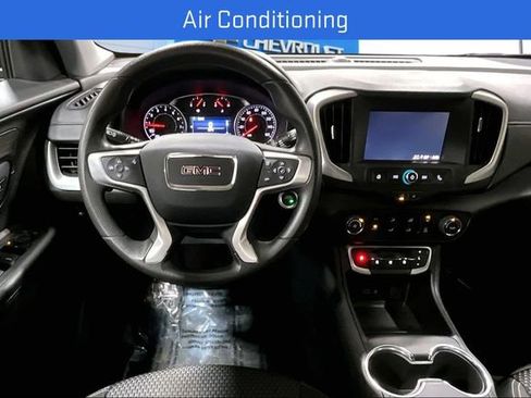 Certified 2024 GMC Terrain SLE image 11