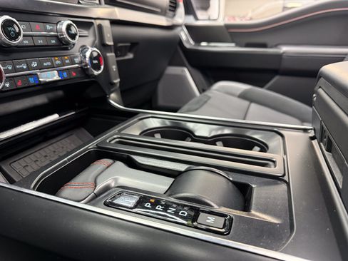 Used 2025 Ford F150 Raptor AWD/4WD image 22