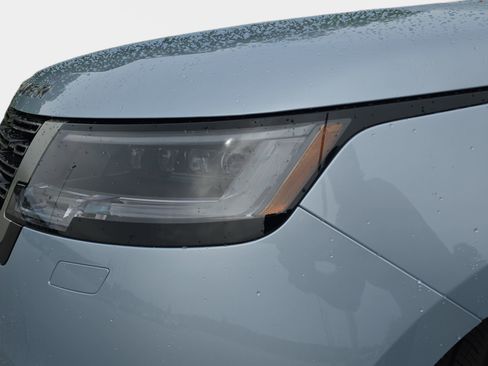New 2026 Land Rover Range Rover Long Wheelbase SE AWD/4WD image 34