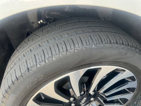 Used 2023 Lincoln Navigator Black Label AWD/4WD image 33