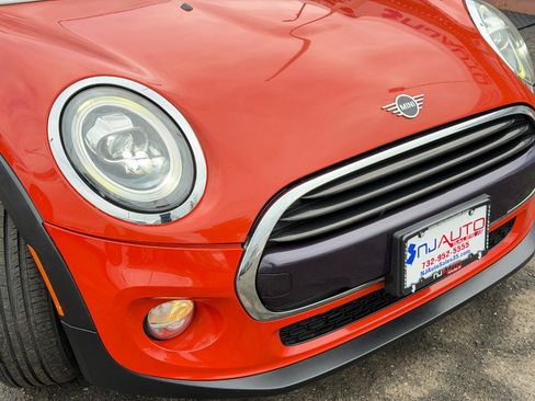 Used 2019 MINI Cooper 2-Door Hardtop w/ Storage Package image 92