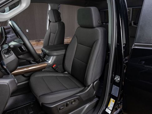 Used 2025 Chevrolet Silverado 2500 LT w/ Trail Boss Package image 31