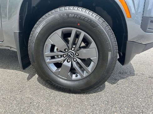 New 2026 Nissan Frontier SV RWD image 9