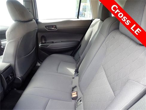 Certified 2023 Toyota Corolla Cross LE image 17