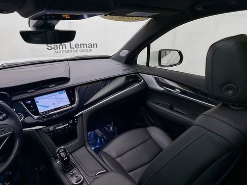 Used 2024 Cadillac XT6 Premium Luxury w/ Technology Package image 27