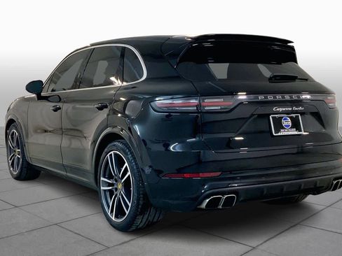 Used 2020 Porsche Cayenne Turbo image 11