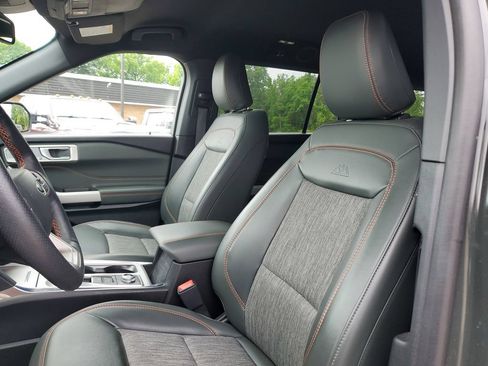 Certified 2023 Ford Explorer Timberline w/ Timberline Technology Package AWD/4WD image 19