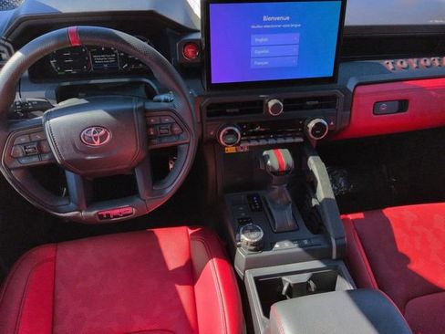 Certified 2025 Toyota Tacoma TRD Pro AWD/4WD image 26