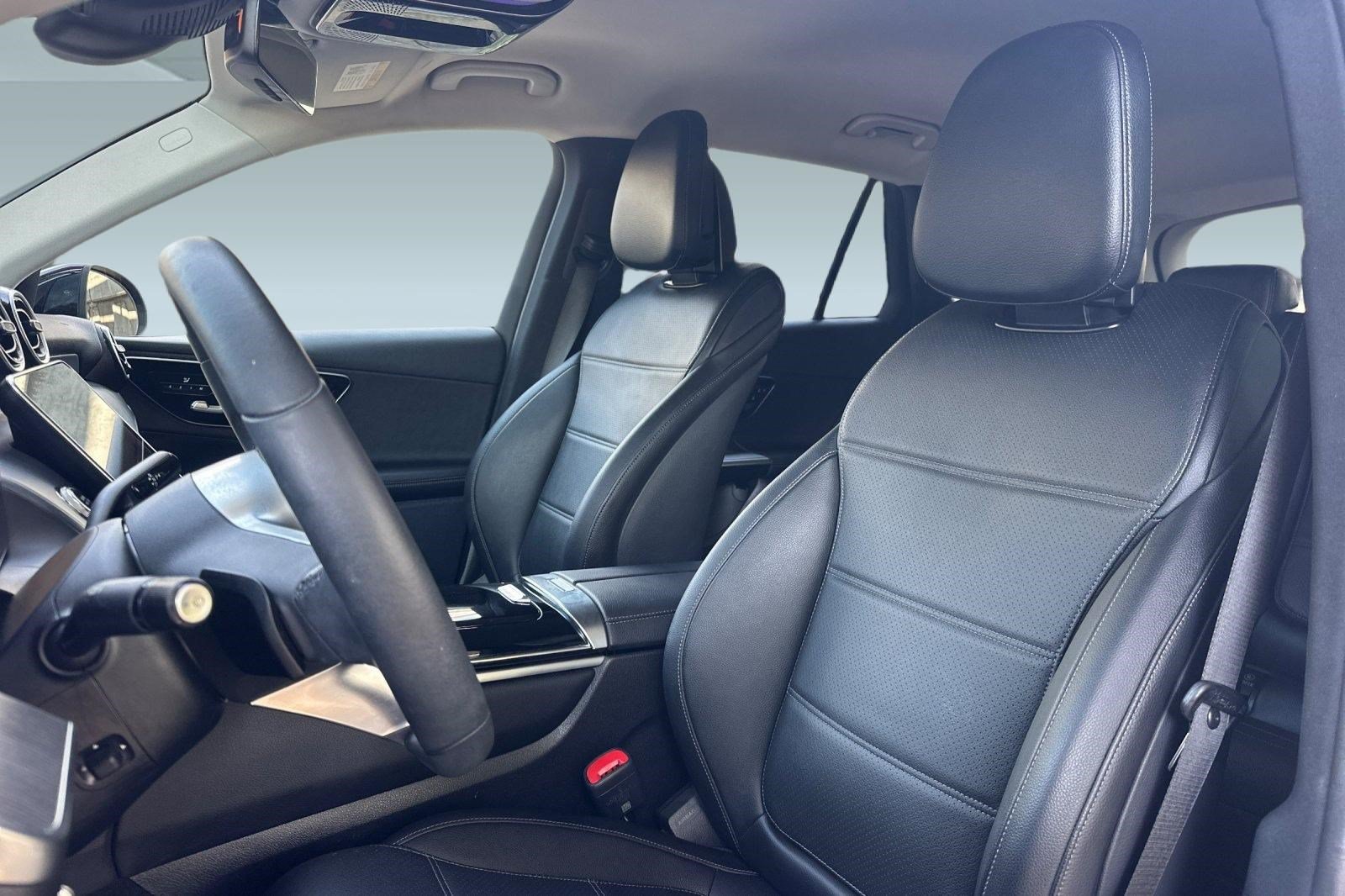 Certified 2025 Mercedes-Benz GLC 350e 4MATIC image 5